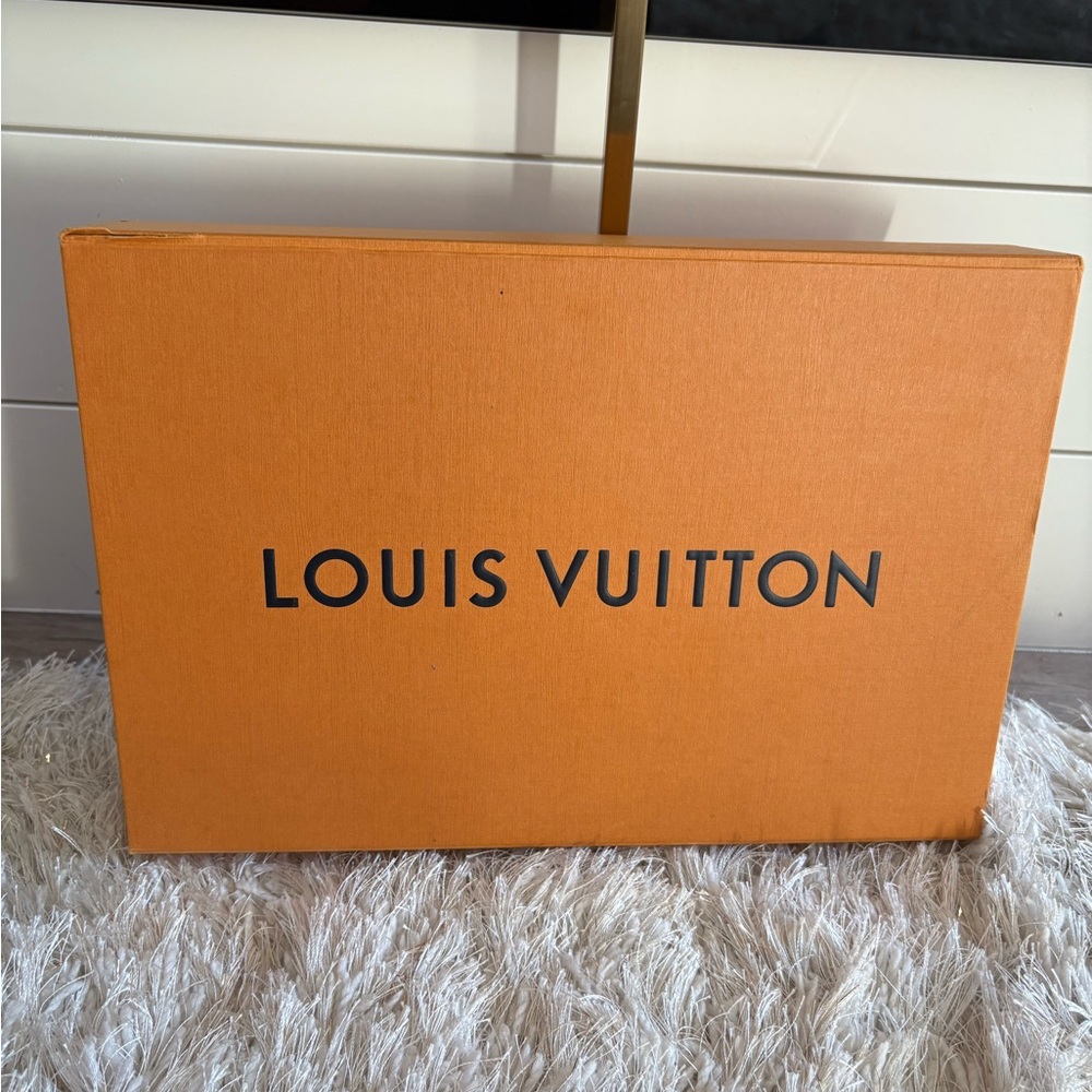 Louis Vuitton cassette card holder - Picture 10 of 10